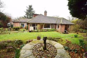 Cavalliers Hill, Shirnall Hill, Upper Farringdon, Alton GU34 3DS