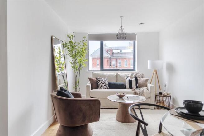 Kitchen/dining/sitting room