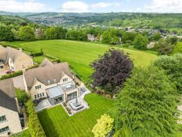 44, Bownham Mead, Rodborough Common, Stroud GL5 5DZ