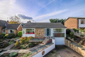 6, Smithy Brook Lane, Thornhill, Dewsbury WF12 0JD