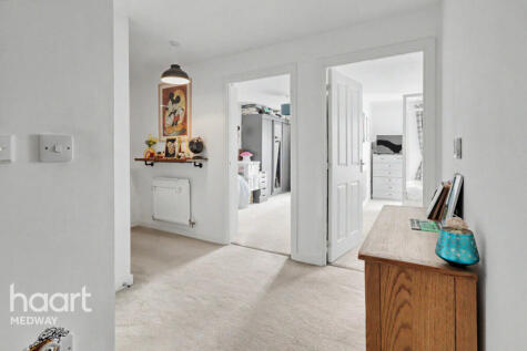 Starboard Crescent, Chatham