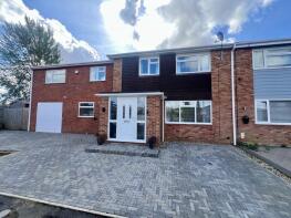 5, West Way, Northampton NN7 4QW