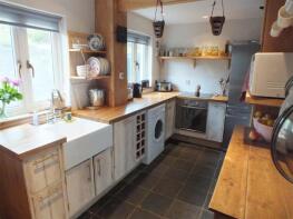 2, Venton Cottages, C3003 Castlemartin Roundabout To Junction C3049, Castlemartin, Pembroke SA71 5HL