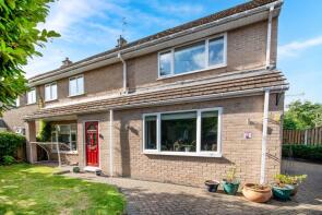2, Queens Crescent, Bawtry, Doncaster DN10 6PZ