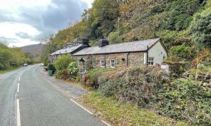 5 Noddfa, Old Tanrhiw, A498 From Bethania To Stryd Gwynant Beddgelert, Caernarfon LL55 4NF