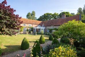 Hall Lane House, Hall Lane, Holt NR25 7TG