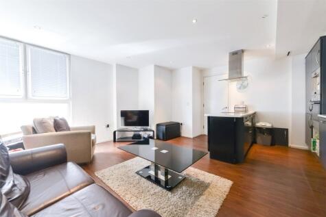 Western Gateway, London, E16