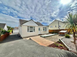 37, Broadsands Avenue, Paignton TQ4 6JJ