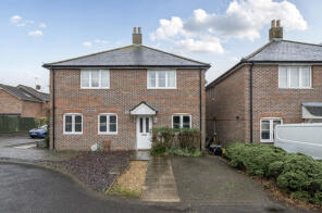 2, Fernhurst Close, Winchester SO21 1FN