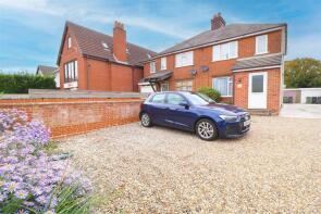 Tolburn, The Street, Hatfield Peverel CM3 2DY