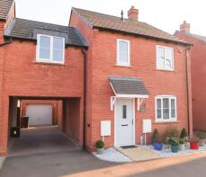 9, Kemp Drive, Lutterworth LE17 6RE