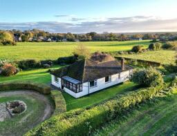 Upper Youngs Farm, Doves Lane, Whiteparish SP5 2SJ