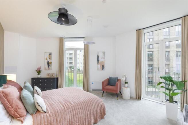 Ayrton House Prinicipal Bedroom.jpg