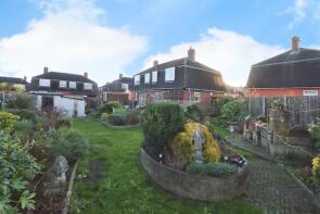 28, St Austell Drive, Barugh Green, Barnsley S75 1LG