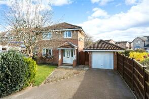 4, Stuart Close, Strensall, York YO32 5ZP