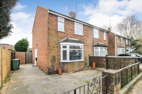 Catsbrook Road, Luton