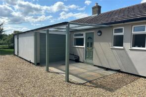 Nutbush, Ancaster Lane, Grantham NG32 3NA