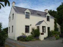 Newton Lodge, Butts Lane, Carew Newton, Kilgetty SA68 0TP