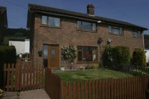 11, Hill Crest, Abergavenny NP7 8PF