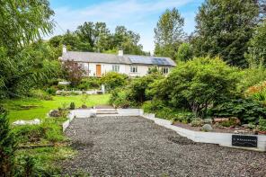 1 Druimbeag, Kirkton, Balquhidder FK19 8PA