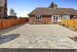 20, Withy Croft, George Green, Slough SL3 6BH