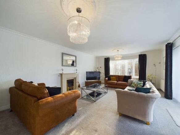Lounge: