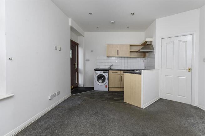 Kitchen/Living room