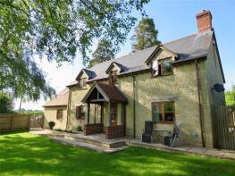 Garden House, Butts Lane, Gillingham SP8 5RU