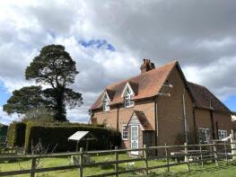 2, Elm Grove Cottages, Northfields, Downend, Chieveley RG20 8TS