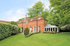 The Summer House, Woodend, Downs Road, West Stoke, Chichester PO18 9BP