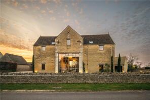 2 Grange Barn, Farm Lane, Tetbury GL8 8US