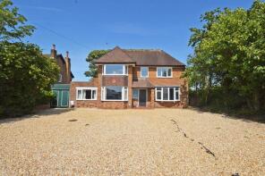 18, Mains Lane, Poulton-le-fylde FY6 7LF