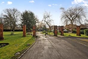 8, Bonhomie Court, Broadcommon Road, Reading RG10 0TD