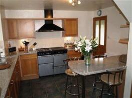 8, The Glebe, Cirencester GL7 6LL