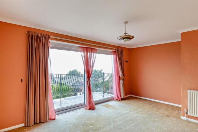 8703428-interior15-800.jpg
