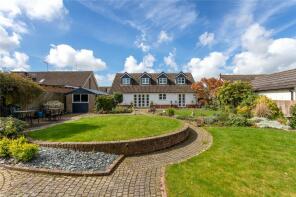 5, St James Close, Bedford MK45 5HF