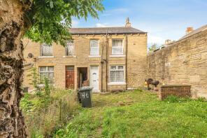 46, Scholes Road, Birkby, Huddersfield HD2 2PB