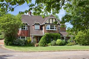 5, Burfield, Newbury RG20 9PZ