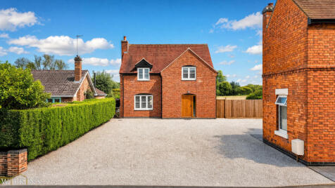 Beacon Road, Rolleston-on-Dove, Burton-on-Trent, Staffordshire, DE13