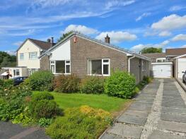 4, Leat Close, Yelverton PL20 6NU