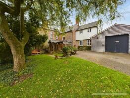 Spring Rise, New Road, Gillingham SP8 5DB