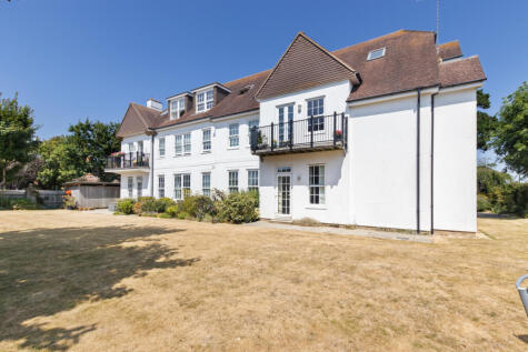Mariners, Aldwick Avenue, Aldwick, West Sussex