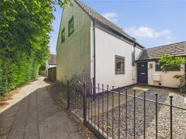 3, Fiddlers Folly, Colchester CO3 9UE