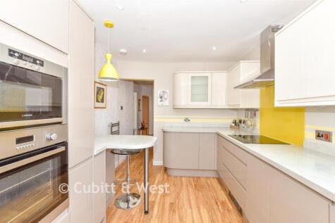 Brooklands Road, Havant, Hampshire