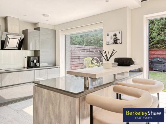 Kitchen/Dining