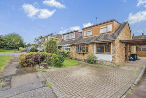 10, Spur Close, Abridge, Lambourne RM4 1DS