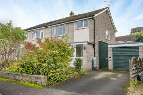 35, Weaving Avenue, Hope Valley S33 8WZ