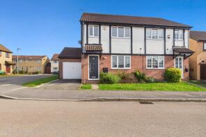 24, Lamden Way, Burghfield Common, Reading RG7 3LZ