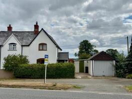 1, Court View, A465 From Golden Post Road To B4348, Hereford HR2 9AE