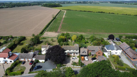 Kirton Road, Trimley St. Martin, IP11